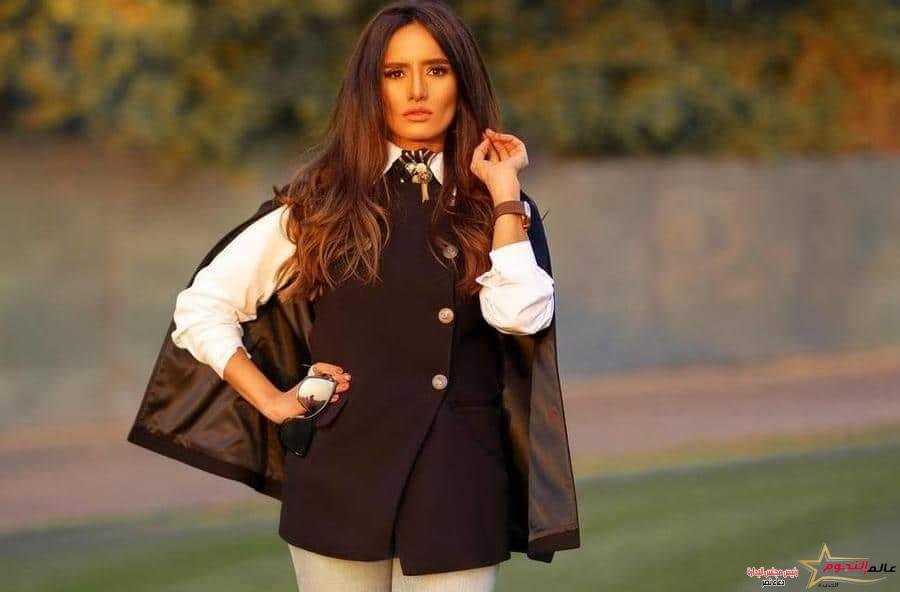 أول تعليق من زينة بعد عرض أولى حلقات مسلسل "الليلة واللي فيها"  