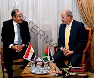 وزير التجارة يلتقي نظيره الأردني لبحث سبل تنمية وتطوير العلاقات التجارية والصناعية بين البلدين