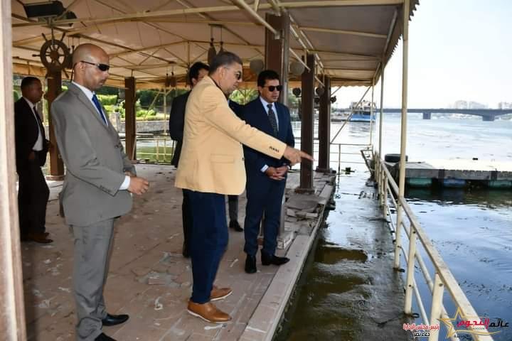 صبحي يقوم بجولة تفقدية بمقر الإتحاد المصري للشراع والإنزلاق على الماء