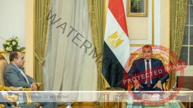مصطفي يستقبل "سفير مصر بجمهورية كينيا"