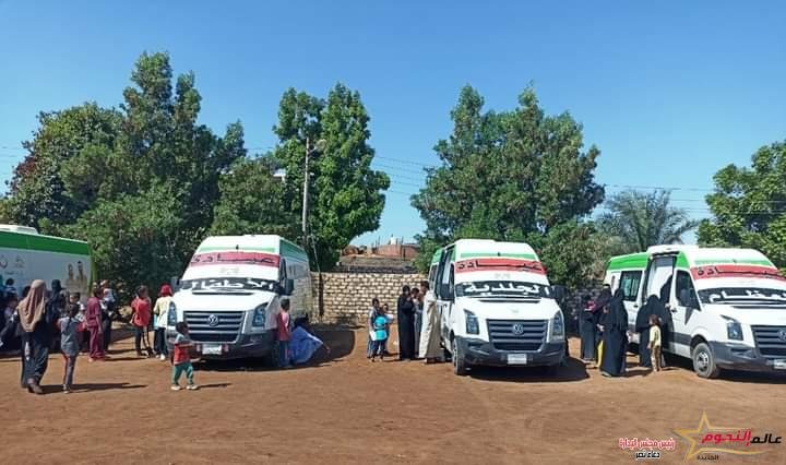 محافظ أسوان يتابع تنظيم القوافل الطبية والعلاجية المجانية بقرى حياة كريمة فى الإيمان بإدفو