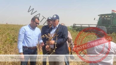 وزير الزراعة يقوم بزيارة لمشروع مستقبل مصر   