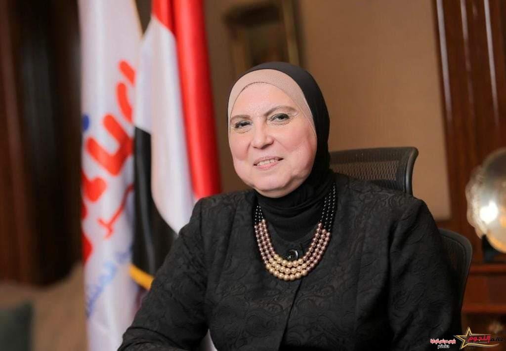 نيفين جامع … جهاز تنمية المشروعات يساهم في تطوير ٤ مناطق عشوائية بالقاهرة و الجيزة