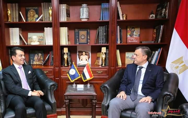 وزير السياحة والآثار يستقبل مدير عام منظمة العالم الإسلامي للتربية والعلوم والثقافة 