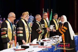 مفتي الجمهورية السابق علي جمعة في حفل تخرج طلاب الأكاديمية العربية 