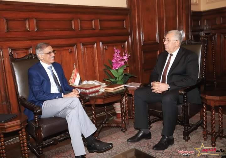 القصير يبحث مع المدير التنفيذي لبرنامج الأغذية العالمي التعاون المشترك وتفعيل دور مركز الأقصر التنسيقي