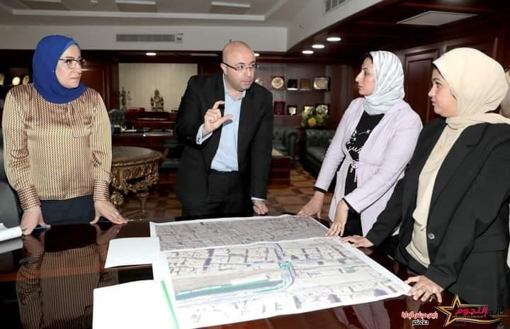 محافظ بني سويف يناقش مقترحاً لاستغلال المساحات المتاحة أسفل كوبري المديرية 