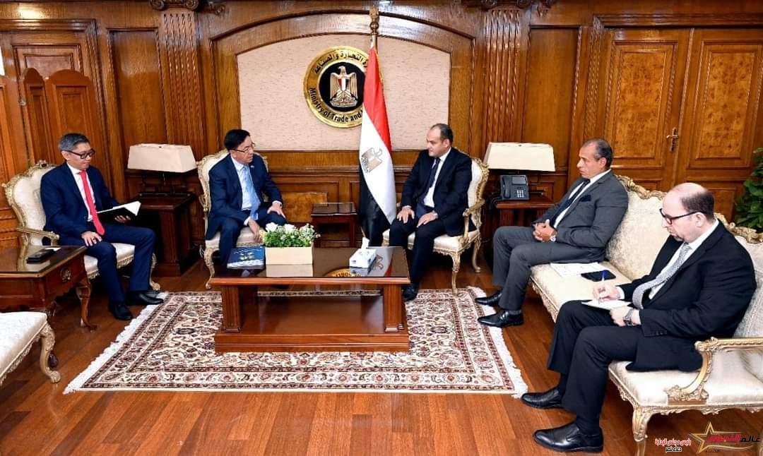 وزير التجارة يصل العاصمة الكازاخية استانة للمشاركة في القمة السادسة لمؤتمر التفاعل وتدابير بناء الثقة في أسيا " سيكا "