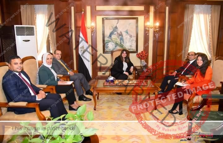 وزيرة الهجرة تستقبل قنصل عام مصر الجديد في فرنسا لبحث التعاون لتلبية احتياجات المصريين بالخارج