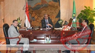 "الأنصاري" يوجه بمعاينة مشروعات الرصف بمدينة الفيوم ووضع الجداول الزمنية لتنفيذها