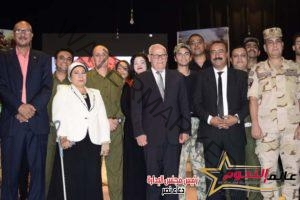 محافظ بورسعيد يشارك أهالى المحافظة الاحتفال بذكرى نصر اكتوبر بأوبريت ( على شط الكنال )