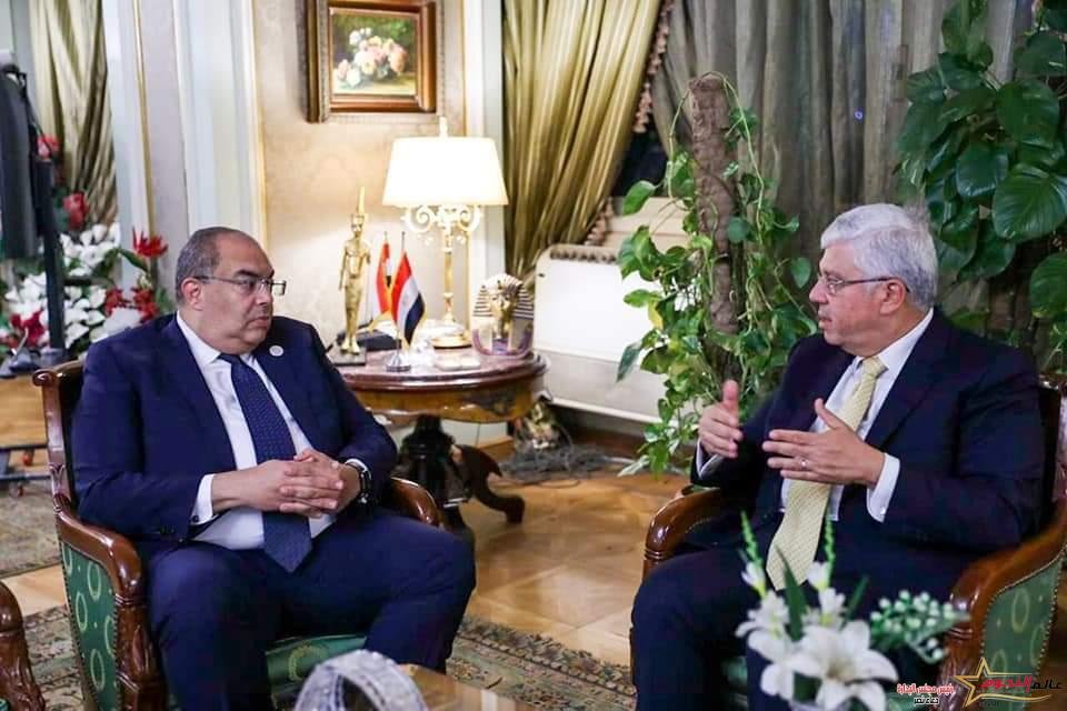 عاشور يلتقي بالدكتور محمود محيي الدين رائد المناخ للرئاسة المصرية لمؤتمر الدول الأطراف في اتفاقية الأمم المتحدة الإطارية