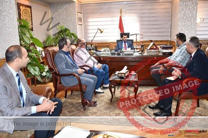 وزير الرياضة يبحث استعدادات استضافة مصر بطولة الأندية العربية للكرة الطائرة