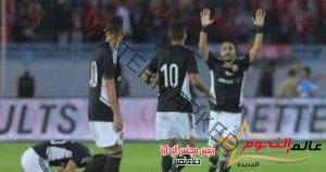 الأهلي يكتسح الداخلية برباعية مقابل هدف في الدوري الممتاز 