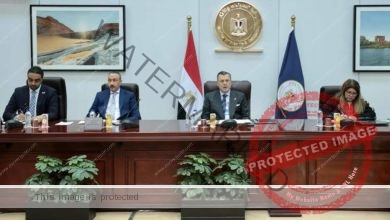 وزير السياحة يجتمع مع ممثلي اللجنة النقابية للعاملين بالهيئة المصرية العامة للتنشيط السياحي
