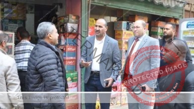 السكرتير المساعد يشرف على حملة لجنة حماية المستهلك على الأسواق والمحلات والأنشطة التجارية بمدينة بني سويف