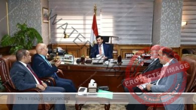 وزير الرياضة يلتقي رئيس الإتحاد المصري للكاراتيه
