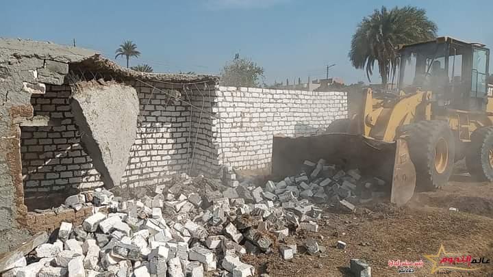 سعد: حملات مكثفة لإزالة التعديات على الأراضي الزراعية وأملاك الدولة بالقوصية وديروط وأبوتيج 1 سعد: حملات مكثفة لإزالة التعديات على الأراضي الزراعية وأملاك الدولة بالقوصية وديروط وأبوتيج