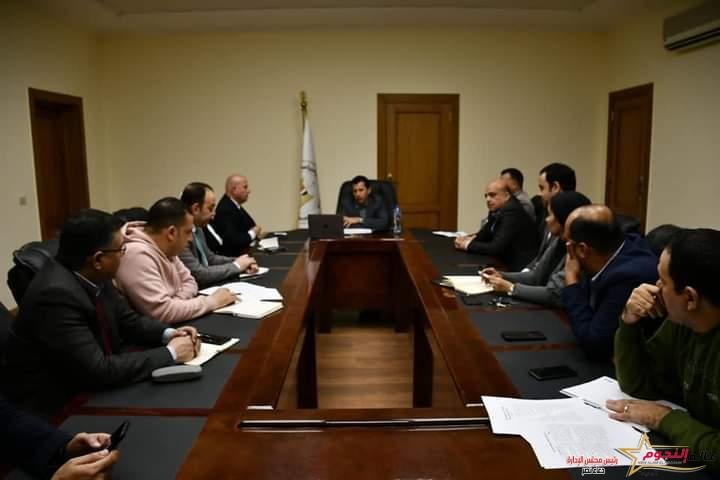 صبحي يجتمع مع عدد من قيادات الوزارة لمتابعة آليات تنفيذ تكليفات الرئيس باحتفالية "قادرون باختلاف"
