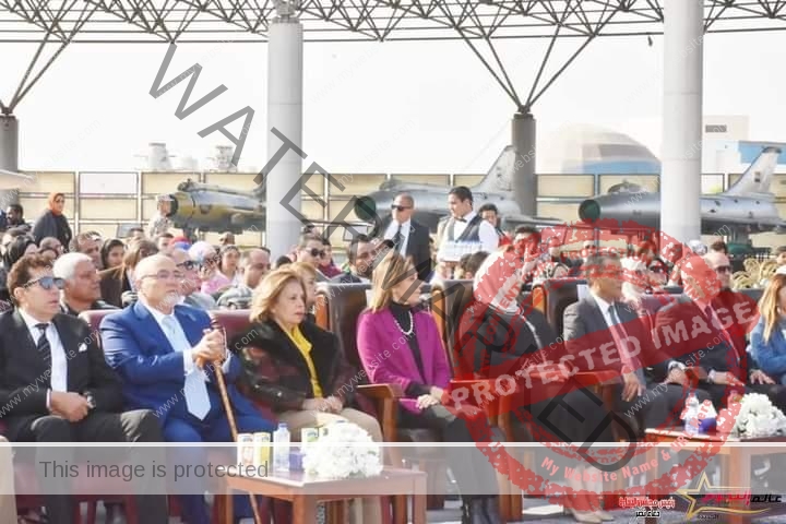 وزيرة الثقافة تشهد احتفالية "مافيش مستحيل" بمتحف ‏القوات الجوية‎ ‎