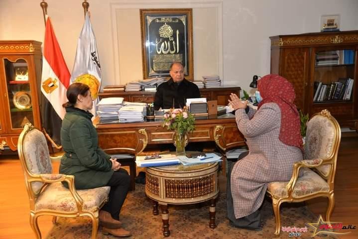 محافظ أسيوط يناقش الجهود المبذولة لزيادة إيرادات التحصيل وسبل تنميتها خلال الفترة المقبلة