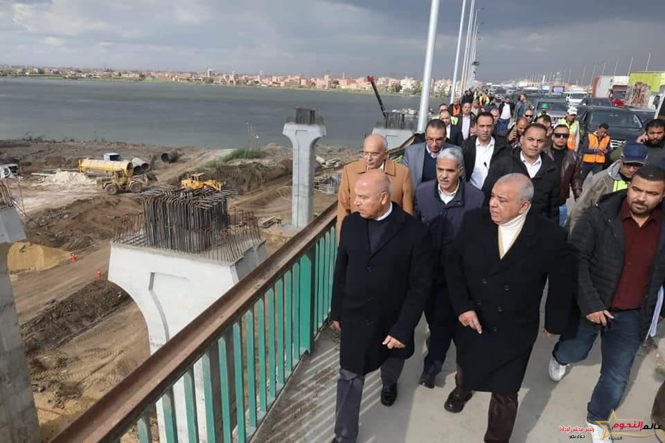وزير النقل يتفقد مواقع العمل بالمرحلة الثانية من مشروع تطوير الطريق الدائري حول القاهرة الكبرى
