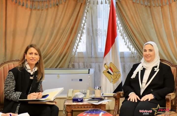 وزيرة التضامن الاجتماعي تستقبل مدير المكتب الإقليمي للعلوم التابع لليونسكو في الدول العربية