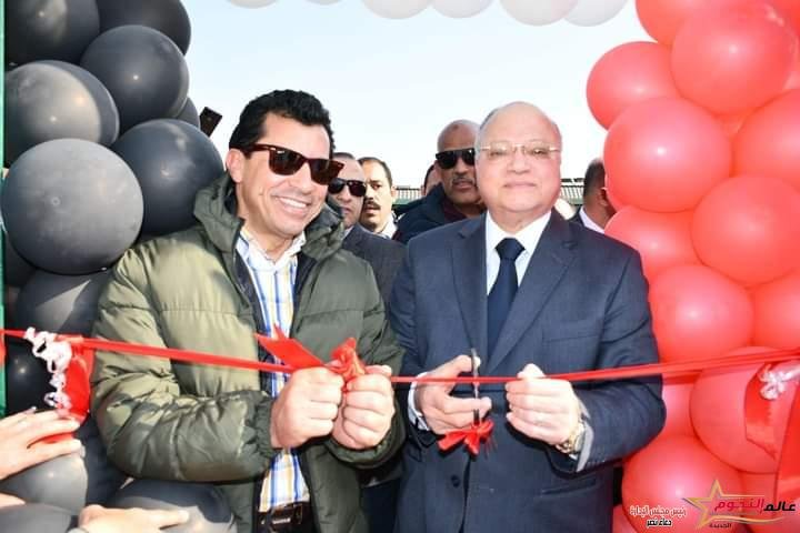 وزير الشباب والرياضة ومحافظ القاهرة يتفقدان أعمال التطوير بمركزي شباب روض الفرج والثورة الحضري