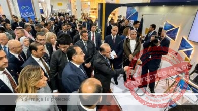 رئيس الوزراء يتفقد جناح الهيئة العامة للرقابة المالية بمعرض القاهرة الدولي للكتاب