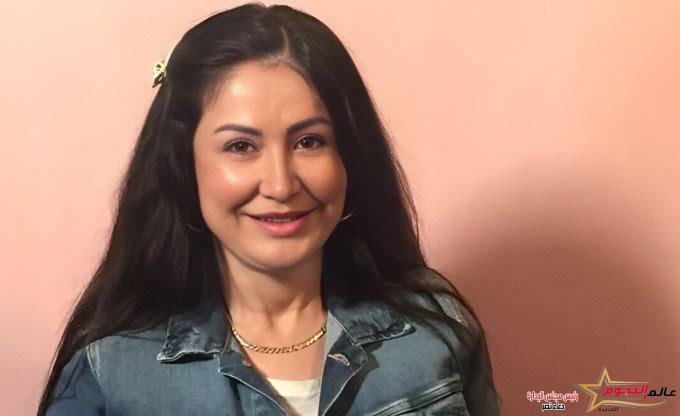 "يقبلوني بعنف" وفاء سالم تكشف متضايقات الطفولة