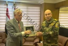 محافظ جنوب سيناء يهنئ قائد قوات الدفاع الشعبى بمنصبة الجديد