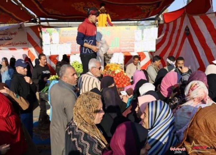 محافظ جنوب سيناء يفتتح مهرجان تحطيم الأسعار ومحاربة الغلاء بمدينة طور سيناء