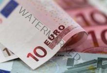 اليورو يتخطى حاجز الـ 33 جنيهًا في أغلب البنوك المصرية