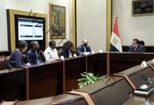 وزير الصحة يبحث مع وفد الاتحاد الإفريقي التعاون المستقبلي لتعزيز قدرات مصر في مجال إنتاج اللقاحات والأمصال