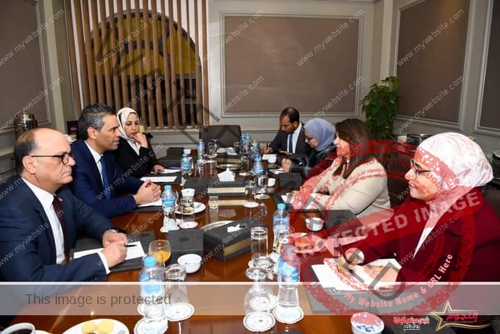 وزيرة الهجرة تستقبل وزير التشغيل والتكوين المهني التونسي لبحث سبل التعاون المشترك