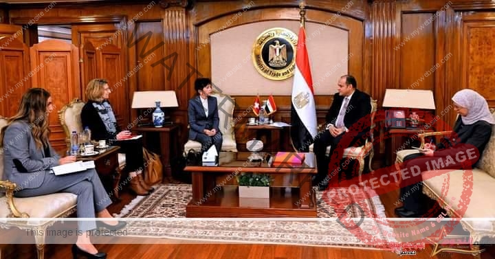 سمير يلتقى السفيرة السويسرية بالقاهرة لبحث  التعاون المشترك بين البلدين