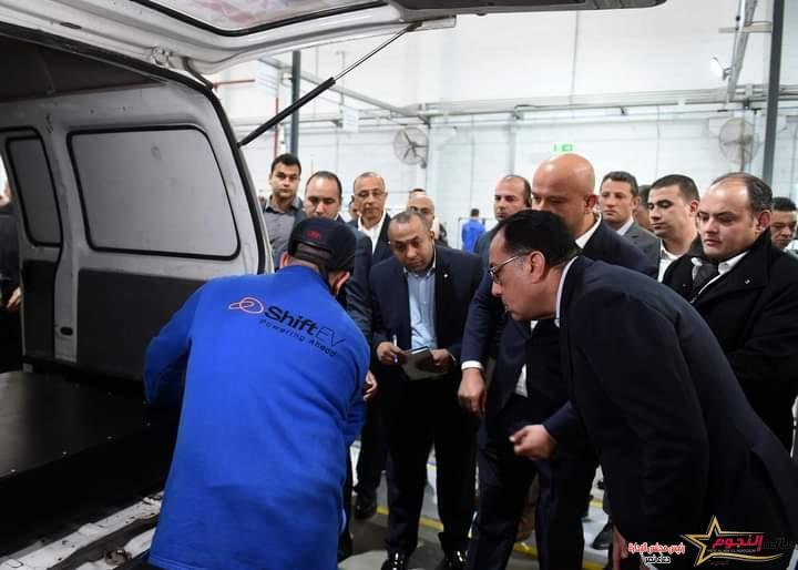 رئيس الوزراء يبدأ جولة لتفقد مشروعات مهمة بمدينة السادس من أكتوبر