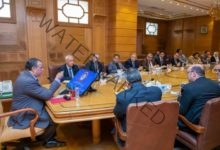 وزير الدولة للإنتاج الحربي يجتمع مع "الأمانة الفنية للجنة الوزارية للإنتاج"