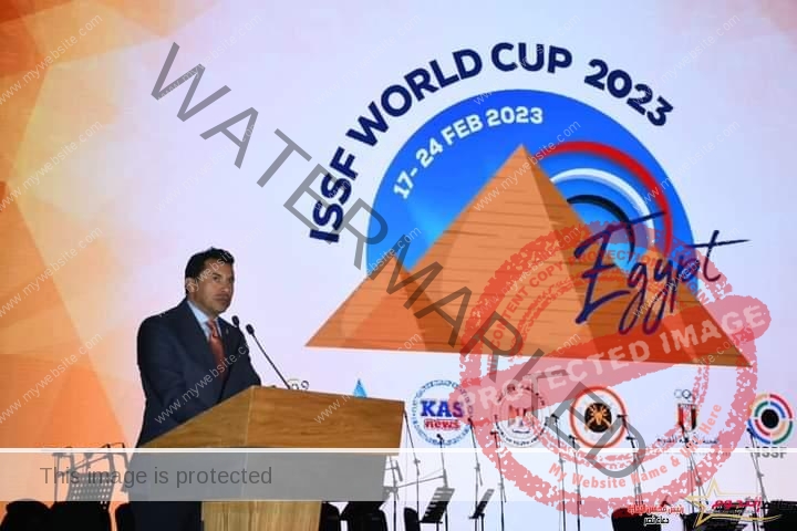 وزير الشباب والرياضة يشهد إفتتاح بطولة كأس العالم للرماية للبندقية والمسدس