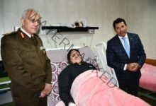 وزير الرياضة يزور بطلة رفع الأثقال "نهلة رمضان" فى المستشفى للاطمئنان على حالتها الصحية