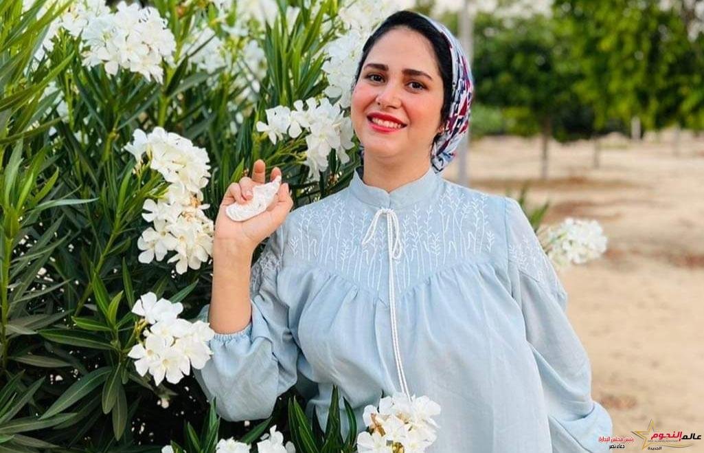 الفنانة هند نصر: أصنع شغل الهاند ميد من الصلصال الحراري وهذا شاق جدا لأن تسوية الصلصال لها طرق خاصة