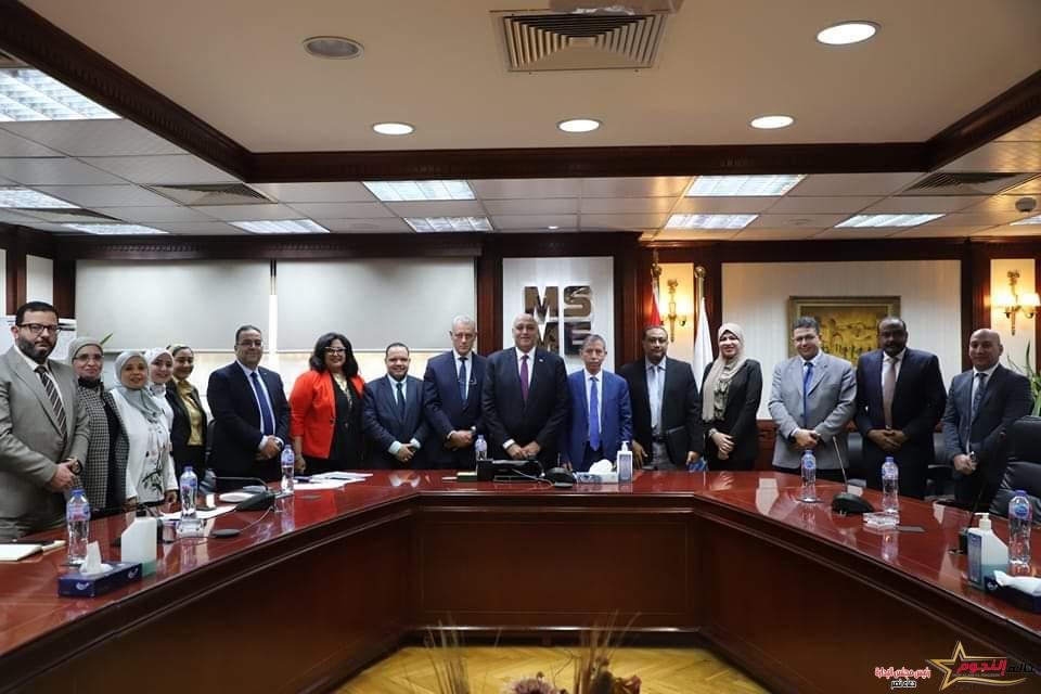 باسل رحمي يستقبل وفد من صندوق النقد العربي لبحث سبل التعاون المشترك لدعم قطاع المشروعات الصغيرة