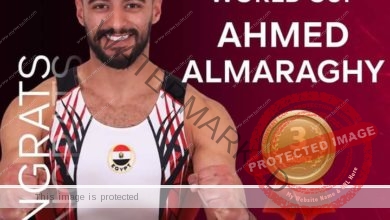 وزير الرياضة يهنىء لاعب منتخب الجمباز بفوزه ببرونزية كأس العالم بقطر