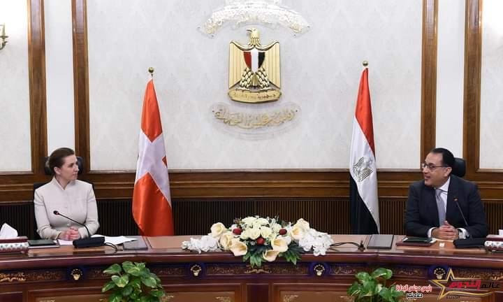 رئيسا وزراء مصر والدنمارك يترأسان جلسة مباحثات موسعة