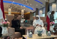وزيرة الثقافة تلتقي نظيرها الكويتي لبحث مزيد من التعاون بين الجانبين