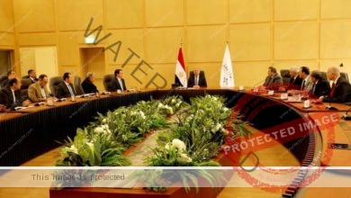 وزير النقل يشهد توقيع بروتوكول تعاون بين الهيئة القومية لسكك حديد مصر وشركة تالجو الاسبانية 