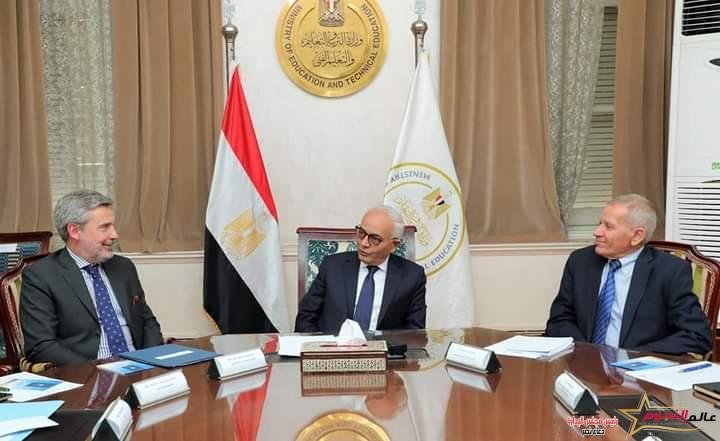 وزير التعليم يبحث مع سفير إيطاليا بالقاهرة أوجه التعاون المشترك لتطوير التعليم قبل الجامعي