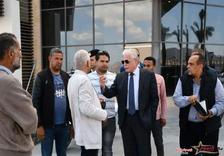 فوده يتابع الاستعدادات النهائية لافتتاح مجلس مدينة شرم الشيخ الجديد والمول التجاري ومجمع البنوك بالحديقة المركزية