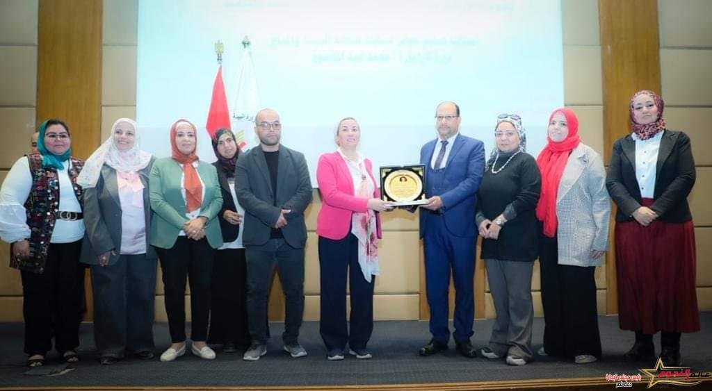 وزيرة البيئة تشهد توقيع بروتوكول تعاون لتعزيز دور الإعلام في رفع الوعي بقضايا البيئة