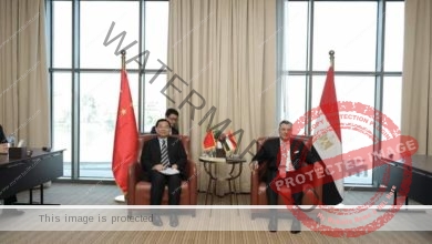 وزير السياحة والآثار يلتقي وزير الثقافة والسياحة الصيني خلال زيارته الرسمية لمصر